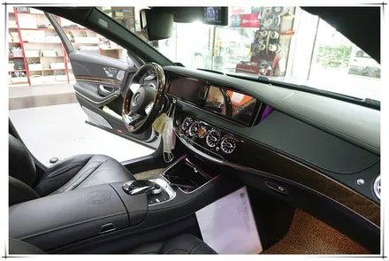 W222 벤츠 S 클래스 S63AMG - 앰비언트 송풍구