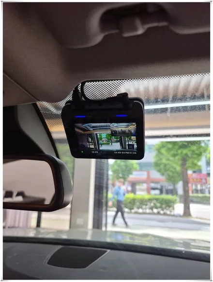 F10 BMW 520D 안드로이드 오토, 아이나비 QXD1 블랙박스