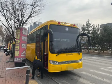 어린이집 통학 차량 버스 썬팅제거후 재시공 시공 인천