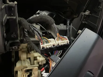 레이 밴 차량 안드로이드올인원 핸들리모컨 설치 해드렸습니다