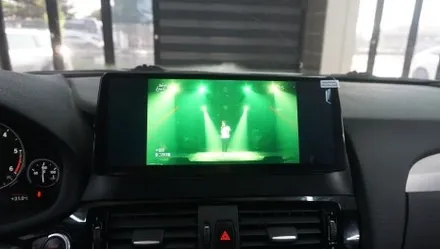 제주 BMW X4 안드로이드 올인원 카카오파츠의 12.3인치 제품~! / 제주