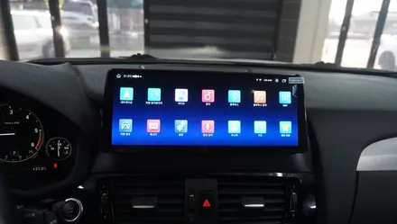 제주 BMW X4 안드로이드 올인원 카카오파츠의 12.3인치 제품~! / 제주