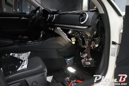 [제주] 아우디A3 후방카메라 시공으로 편하게 주차하자~!!! / 제주