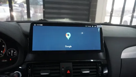 제주 BMW X4 안드로이드 올인원 카카오파츠의 12.3인치 제품~! / 제주
