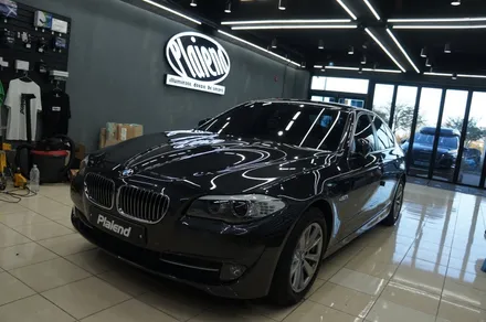 BMW F10 520D 순정형 엠비언트 라이트 시공으로 분위기 업그레이드~! / 제주
