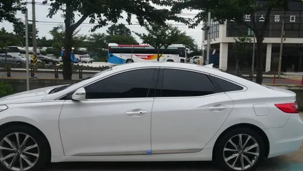 제주 썬팅 재시공 그랜저 HG 변색된 필름은 그만~!!(레인보우 i90) / 제주