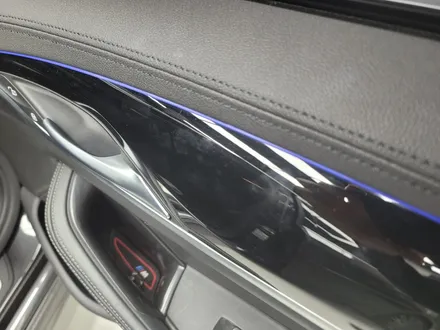 BMW 5시리즈 실내 도어트림 하이그로시를 깨끗하게~ 실내 PPF시공해요 / 안양,과천,광명,의왕