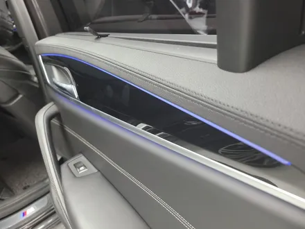 BMW 5시리즈 실내 도어트림 하이그로시를 깨끗하게~ 실내 PPF시공해요 / 안양,과천,광명,의왕