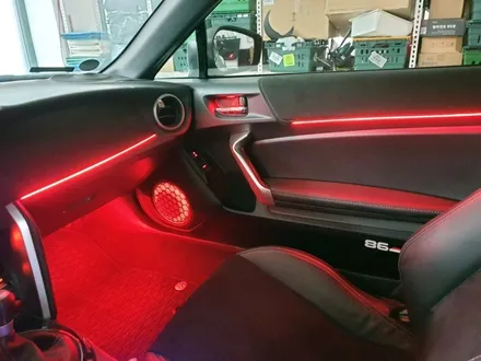 도요타86 비노출 무빙 엠비언트 라이트 시공으로 자동차실내튜닝. / 화성, 수원, 동탄