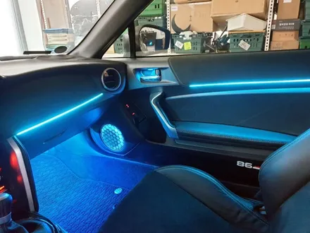 도요타86 비노출 무빙 엠비언트 라이트 시공으로 자동차실내튜닝. / 화성, 수원, 동탄