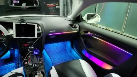 아우디 a5 루프스킨 & 무빙 엠비언트 시공. / 화성, 수원, 동탄