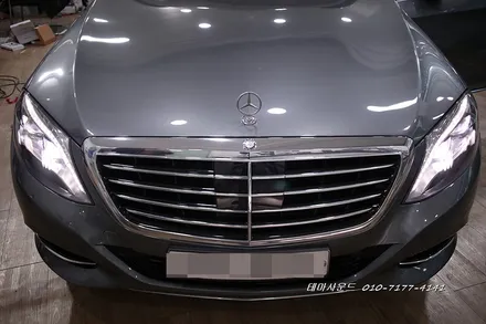 벤츠s350차량  순정화면 12.3인치모니터에 안드로이드 카블릿매립