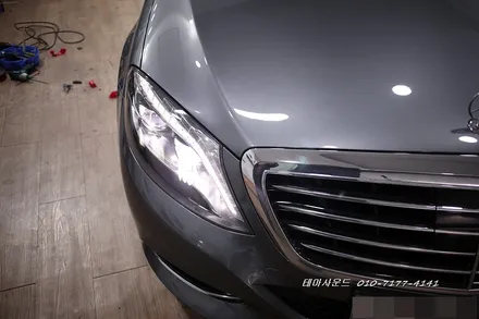 벤츠s350차량  순정화면 12.3인치모니터에 안드로이드 카블릿매립