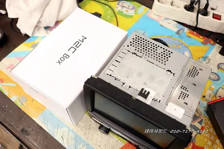 ( 송파) 포르쉐911카레라 차량 국산 안드로이드카블릿 m2c200a  고화질후방카메라 매립하기