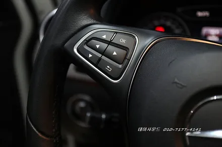 ( 송파) 벤츠b클래스차량 순정모니터탈거후 12.3안드로이드모니터 교체하기