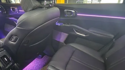 쏘렌토 프레스티지 엠비언트라이트 순정연동으로 풋등까지 시공 / 고양, 일산, 김포, 파주