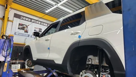 노면충격과 잔진동을 줄여 주어 부드러운 승차감을 느끼는 활대링크튜닝 노이즈캐쳐 토레스에 장착 / 고양, 일산, 김포, 파주