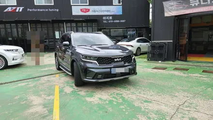 쏘렌토mq4 하이브리드 엠비언트 도어,대쉬보드,풋등,기어조그다이얼,교체형컵홀더까지 순정연동으로 시공 / 고양, 일산, 김포, 파주