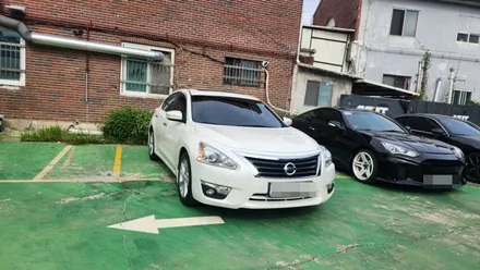 실내분위기를 은은한 조명으로 꾸미는 닛산 알티마 엠비언트라이트시공 / 고양, 일산, 김포, 파주