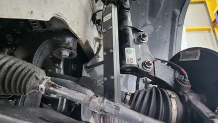 노면충격과 잔진동을 줄여 주어 부드러운 승차감을 느끼는 활대링크튜닝 노이즈캐쳐 토레스에 장착 / 고양, 일산, 김포, 파주