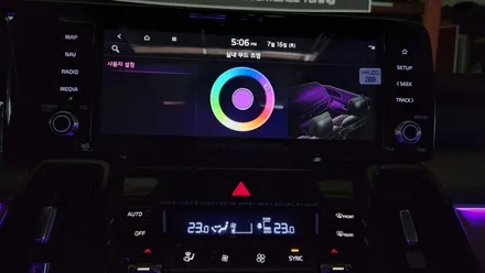 쏘렌토mq4 엠비언트무드램프 순정연동 대쉬보드 부터,컵홀더까지 몰딩교체형으로 시공 / 고양, 일산, 김포, 파주