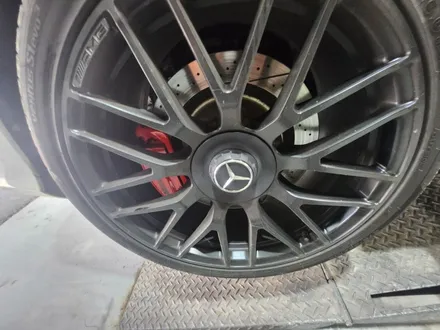 남양주 휠복원 휠도색 / 벤츠 C63amg ( W205 ) / 블랙반무광 / 19인치 순정휠+휠캡작업 / 고퀄리티 / 합리적인비용 / 휠수리는 휠게이트 / 남양주시 진건읍