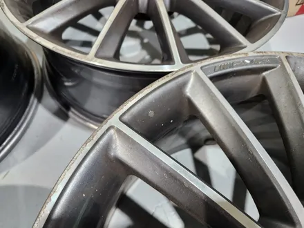 남양주휠복원 휠도색 / 벤츠 E350 4Matic ( W213 ) / 20인치 순정 / 고스트크롬 / 고퀄리티 / 합리적인비용 / 휠수리는 휠게이트 / 남양주시 진건읍