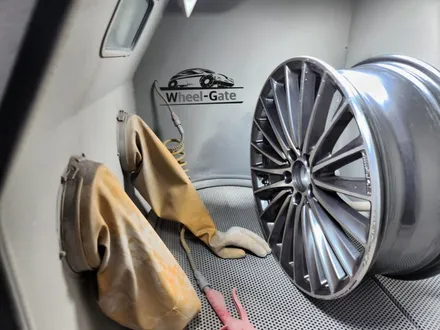 남양주휠복원 / 벤츠 C300 AMG line W206 / 19인치 다이아컷팅휠복원 / 고퀄리티 / 합리적인비용 / 휠수리는 휠게이트 / 남양주시 진건읍