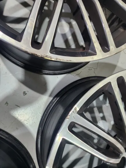 남양주 휠도색 다이아컷팅휠복원 / BMW 530i M sport ( G30 )/ 순정19인치 / 고퀄리티 / 합리적인비용 / 휠수리는 휠게이트 / 남양주시 진건읍