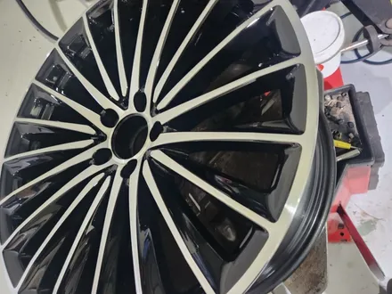 남양주다이아컷팅휠복원 / 벤츠 CLS450 4Matic / 20인치 마차휠 / 고퀄리티 / 합리적인비용 / 휠수리휠도색은 휠게이트 / 남양주시 진건읍