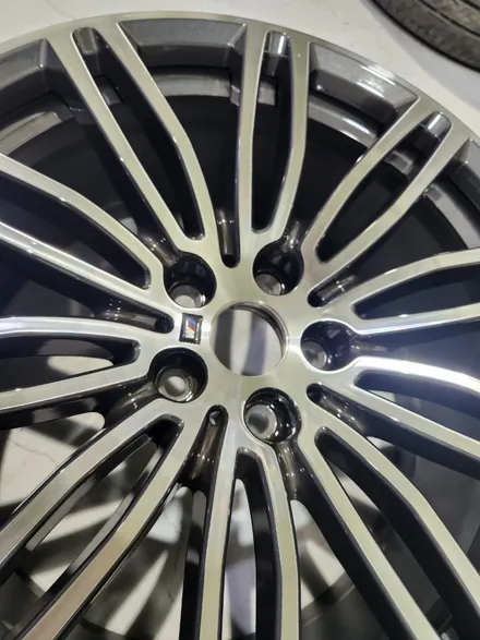 남양주 휠도색 다이아컷팅휠복원 / BMW 530i M sport ( G30 )/ 순정19인치 / 고퀄리티 / 합리적인비용 / 휠수리는 휠게이트 / 남양주시 진건읍
