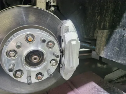 남양주휠복원 휠도색 / GMC 씨에라 6.2 4WD / 22인치 순정휠 블랙유광 / 레드캘리퍼도색 / 고퀄리티 / 합리적인비용 / 휠수리는 휠게이트 / 남양주시 진건읍