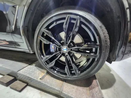 남양주휠복원 휠도색 / BMW X4M40d Xdrive (G02) / 순정21인치 블랙유광 / 고퀄리티 / 합리적인비용 / 휠수리는 휠게이트 / 남양주시 진건읍