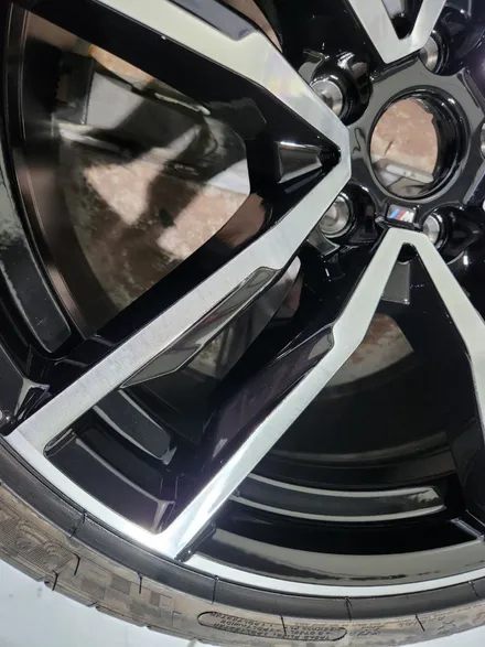 남양주 휠도색 / BMW Z4 Sdrive 20i / 19인치 다이아컷팅휠복원 / 고퀄리티 / 합리적인가격 / 휠수리는 휠게이트 / 남양주시 진건읍
