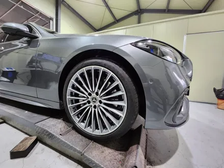 남양주휠복원 / 벤츠 C300 AMG line W206 / 19인치 다이아컷팅휠복원 / 고퀄리티 / 합리적인비용 / 휠수리는 휠게이트 / 남양주시 진건읍