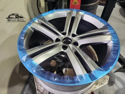 남양주휠복원 휠도색 / 폭스바겐 티구안 2.0TDI R-Line / 19인치 / 고스트크롬 / 고퀄리티 / 합리적인금액 / 휠수리는 휠게이트 / 남양주시 진건읍