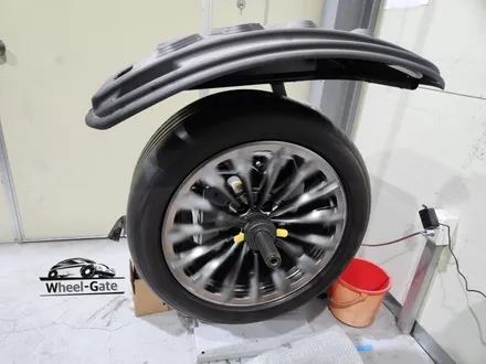 남양주휠복원 휠도색 / BMW 750Li f01 / 순정19인치 / 고스트크롬 / 캘리퍼레드도색 / 고퀄리티 / 합리적인금액 / 휠수리는 휠게이트 / 남양주시 진건읍
