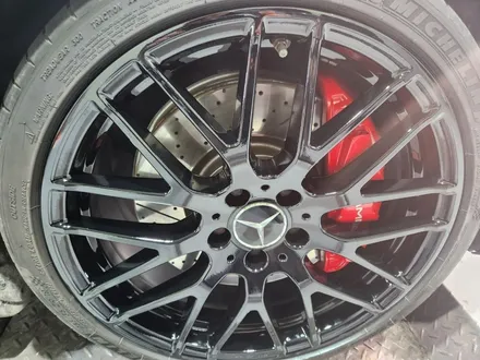 남양주 휠도색 휠복원 캘리퍼도색 / 벤츠 A45 amg / 블랙유광 캘리퍼레드 / 고퀄리티 / 합리적인비용 / 야간작업은 휠게이트 / 남양주시 진건읍