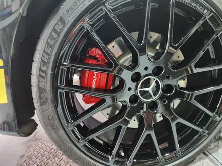 남양주 휠도색 휠복원 캘리퍼도색 / 벤츠 A45 amg / 블랙유광 캘리퍼레드 / 고퀄리티 / 합리적인비용 / 야간작업은 휠게이트 / 남양주시 진건읍