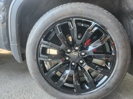 남양주휠복원 휠도색 / GMC 씨에라 6.2 4WD / 22인치 순정휠 블랙유광 / 레드캘리퍼도색 / 고퀄리티 / 합리적인비용 / 휠수리는 휠게이트 / 남양주시 진건읍