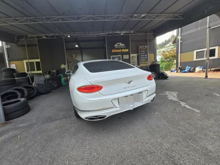남양주 휠복원 휠도색 / 벤틀리 컨티넨탈GT 6.0 V12 / 22인치순정 / 블랙유광 / 고퀄리티 / 합리적인비용 / 휠수리는 휠게이트 / 남양주시 진건읍