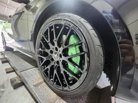 남양주휠복원 휠도색  / 벤츠 A45 amg / 순정19인치 블랙유광 / 민트그린 캘리퍼도색 /  고퀄리티 / 합리적인비용 / 휠수리는 휠게이트 / 남양주시 진건읍