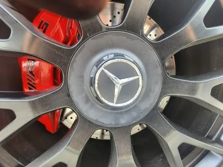 남양주 휠복원 휠도색 / 벤츠 C63amg ( W205 ) / 블랙반무광 / 19인치 순정휠+휠캡작업 / 고퀄리티 / 합리적인비용 / 휠수리는 휠게이트 / 남양주시 진건읍