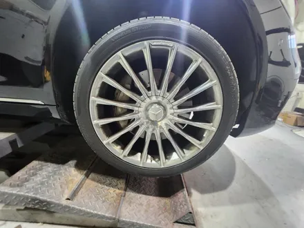 남양주휠복원 휠도색  / 벤츠 S500 ( W222 ) / 20인치 고스트크롬 / 오렌지골드 캘리퍼도색 / 고퀄리티 / 합리적인비용 / 휠수리는 휠게이트 / 남양주시 진건읍