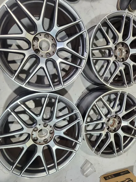남양주휠복원 휠도색 / 벤츠 S63 amg 쿠페 ( W222 ) / 20인치 순정 / 커스텀 매트블랙 / 고퀄리티 / 합리적인비용 / 휠수리는 휠게이트 / 남양주시 진건읍