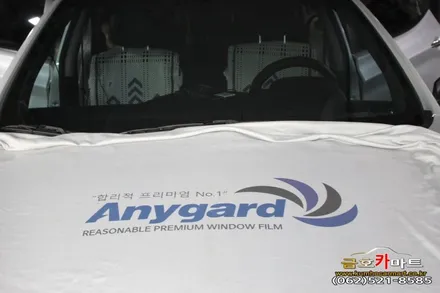 아반떼MD  티볼리 오래사용 퇴색한 썬팅 제거후 성능좋은 필름으로 새로 시공해드림 / 광주 북구 중흥동