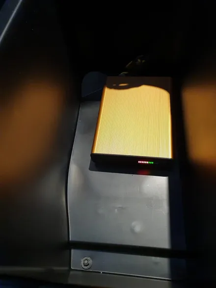 구운동 아이나비 QXD3000프로, 제로포스 보조배터리 bmw X5 설치!! / 경기 수원