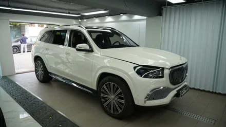 벤츠 GLS 600 마이바흐 KPMF탑폴리에 듀오톤(투톤) 실버 랩핑 ( 마포구 랩핑 PPF ) < 코션 마포점 > / 서울 마포, 서대문, 영등포, 은평