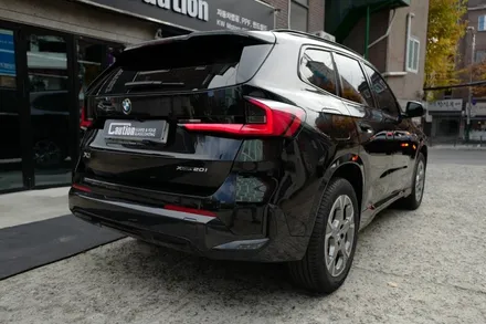 BMW X1 크롬딜리트(크롬죽이기) 랩핑 시공  ( 마포구 PPF , 마포구 랩핑 ) < 코션 마포점 > / 마포구 신수동