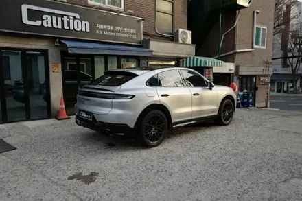 포르쉐 카이엔 GTS 전체PPF , 실내PPF , 가죽코팅 시공   ( 마포구 PPF , 마포구 랩핑 ) < 코션 마포점 > / 마포구 신수동